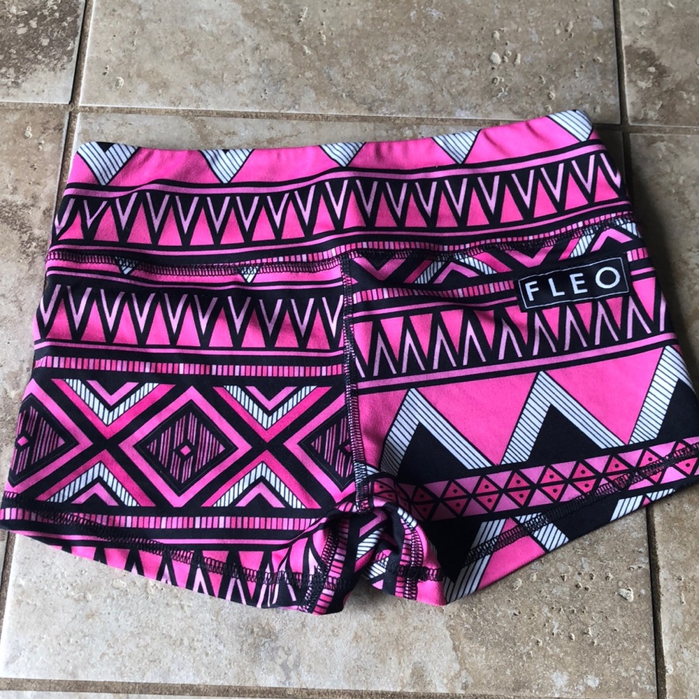 Fleo Pink Tribe Vibes